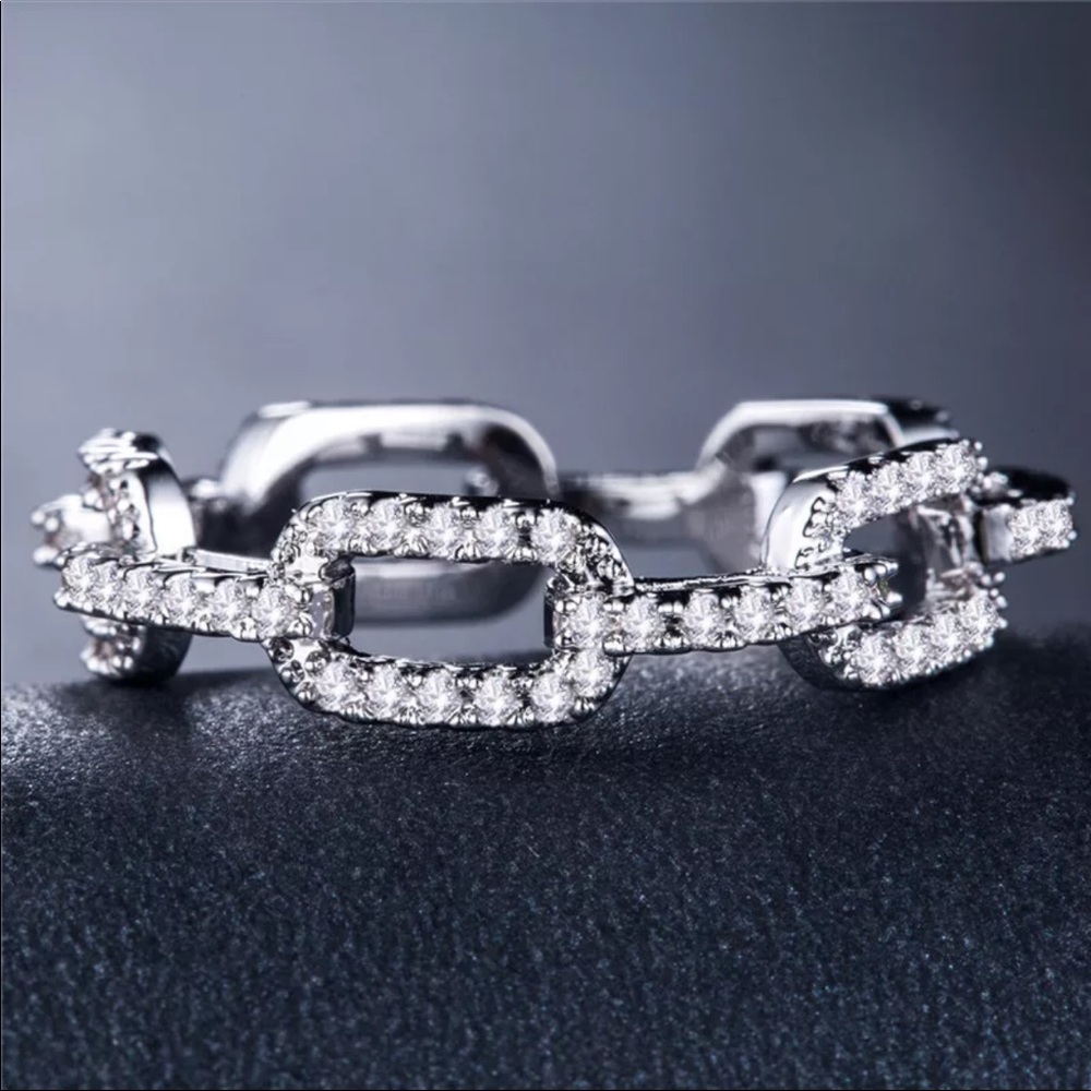 Luxury 925 Silver Unique Women’s Diamond Ring - Picture 3 of 4